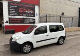Renault Kangoo 1.5dci con 75 CV año 2018 con 200.000km vehículo con todo el mantenimiento echo, ITV al día, aire acondicionado, elevalunas eléctrico, etc transferencias incluida en el precio