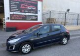 Peugeot 308 1.6 hdi con 90cv con 195.000km del año 2013, vehículo con todo el mantenimiento echo con la ITV pasada, y recién repasado de chapa y pintura, 1 año de garantía y transferencia incluida en el precio
