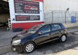 Volkswagen golf 1.6tdi año 2010 con 105 CV y 240.000km, solo 2 Propietarios, todo el mantenimiento echo, se podría dar pintado total o parcialmente esto no estaría incluido en el precio, 1 año de garantía y transferencia incluida